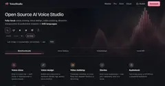 VoiceStudio 앱의 Model Catalogue 화면. TTS 엔진 목록과 사용 가능 여부, CUDA·MPS·CPU 호환 표가 보입니다.